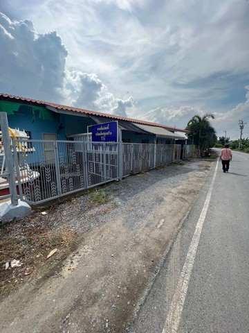ที่ดิน 1 ไร่พร้อมโกดัง