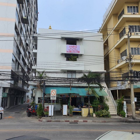 ขายด่วนๆ ที่ดินพร้อม อาคาร 4 ชั้น ที่ดิน 167 ตรว. ตรงข้ามสถานีรถไฟสามเสน ถนนเทอดดำริ ดุสิต. กทม.